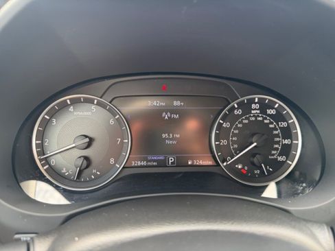 Certified 2024 INFINITI QX50 Luxe AWD/4WD image 22