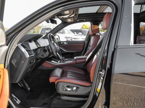 Used 2022 BMW X5 M50i w/ Executive Package image 33