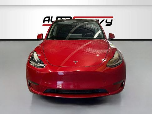 Used 2023 Tesla Model Y Performance AWD/4WD image 2