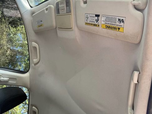 Used 2012 Honda CR-V LX image 48