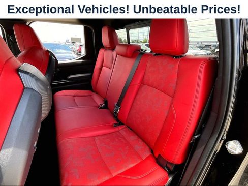 Used 2025 Toyota Tacoma TRD Pro AWD/4WD image 33