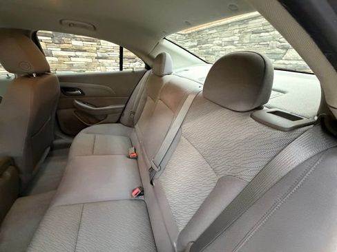 Used 2013 Chevrolet Malibu LS w/ Protection Package FWD image 25