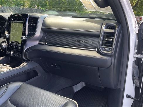 Used 2021 RAM 1500 Limited AWD/4WD image 17
