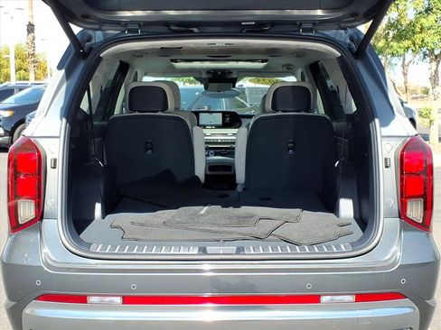 Used 2025 Hyundai Palisade Calligraphy image 10