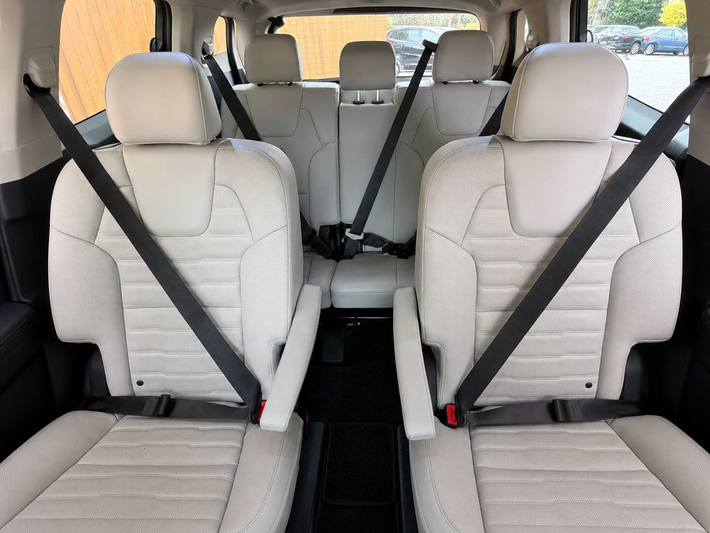 Used 2024 Kia Telluride SX Prestige AWD/4WD image 31