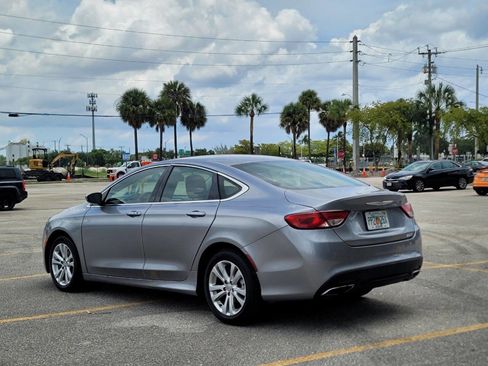 Used 2015 Chrysler 200 Limited FWD image 8