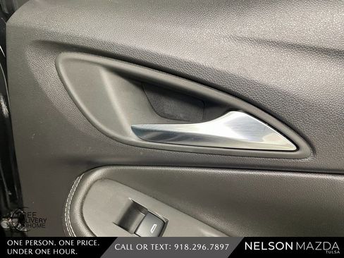 Used 2024 Buick Encore GX Sport Touring image 44