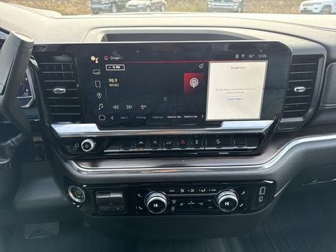 Certified 2024 GMC Sierra 1500 SLT image 13