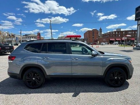 Used 2022 Volkswagen Atlas SE FWD image 6