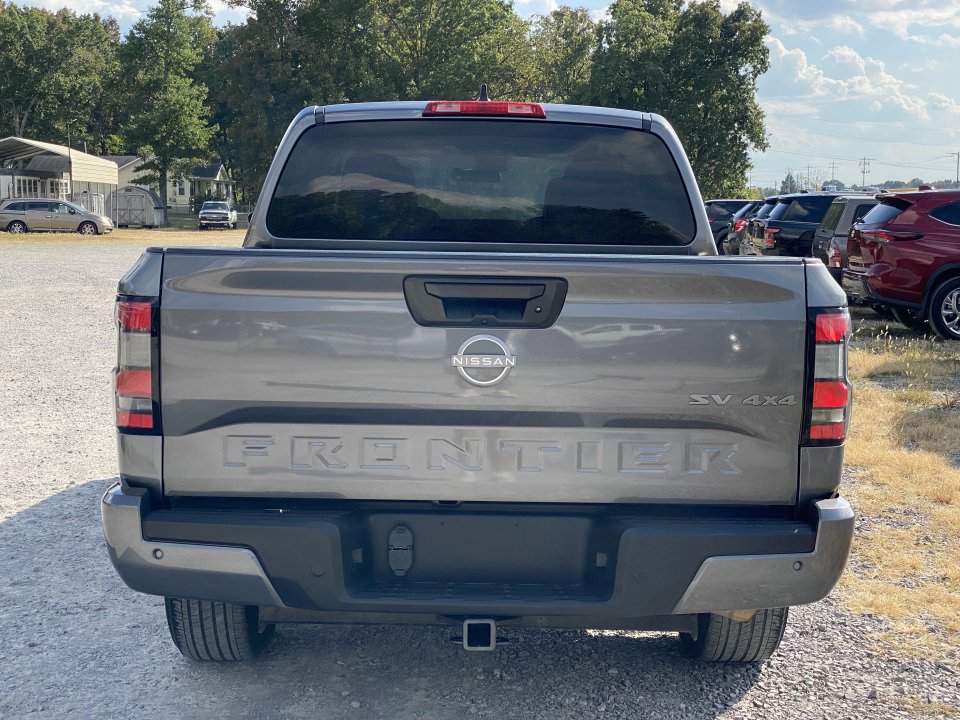 Used 2022 Nissan Frontier SV w/ Technology Package AWD/4WD image 6