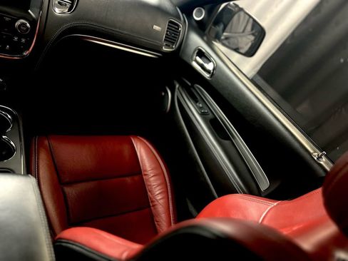 Used 2018 Dodge Durango SRT w/ SRT Interior Appearance Group image 17