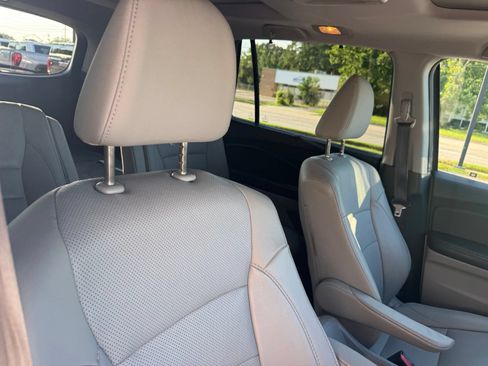 Used 2017 Honda Pilot Elite image 17