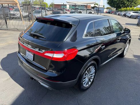 Used 2016 Lincoln MKX Select FWD image 20