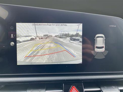 New 2026 Kia Niro EX FWD image 11