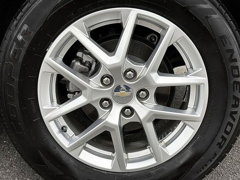 Used 2022 Chevrolet Equinox LS AWD/4WD image 9
