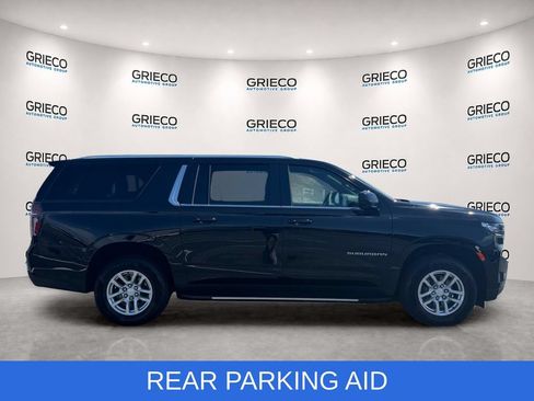 Certified 2024 Chevrolet Suburban LT AWD/4WD image 8