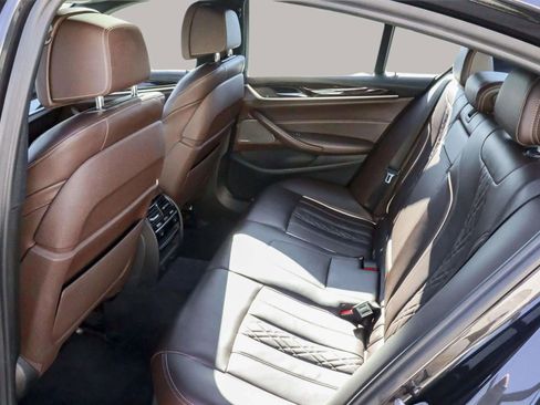 Used 2018 BMW 540i xDrive image 29