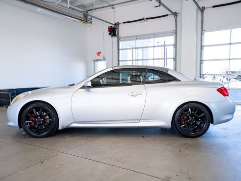 Used 2013 INFINITI G37 Sport w/ Premium Pkg image 8