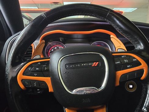 Used 2017 Dodge Charger R/T w/ Plus Group image 27