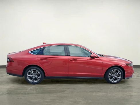 Certified 2024 Honda Accord EX image 6