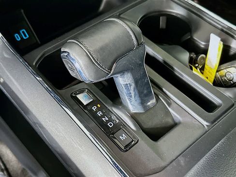 Used 2022 Ford F150 XLT w/ Equipment Group 302A High image 19