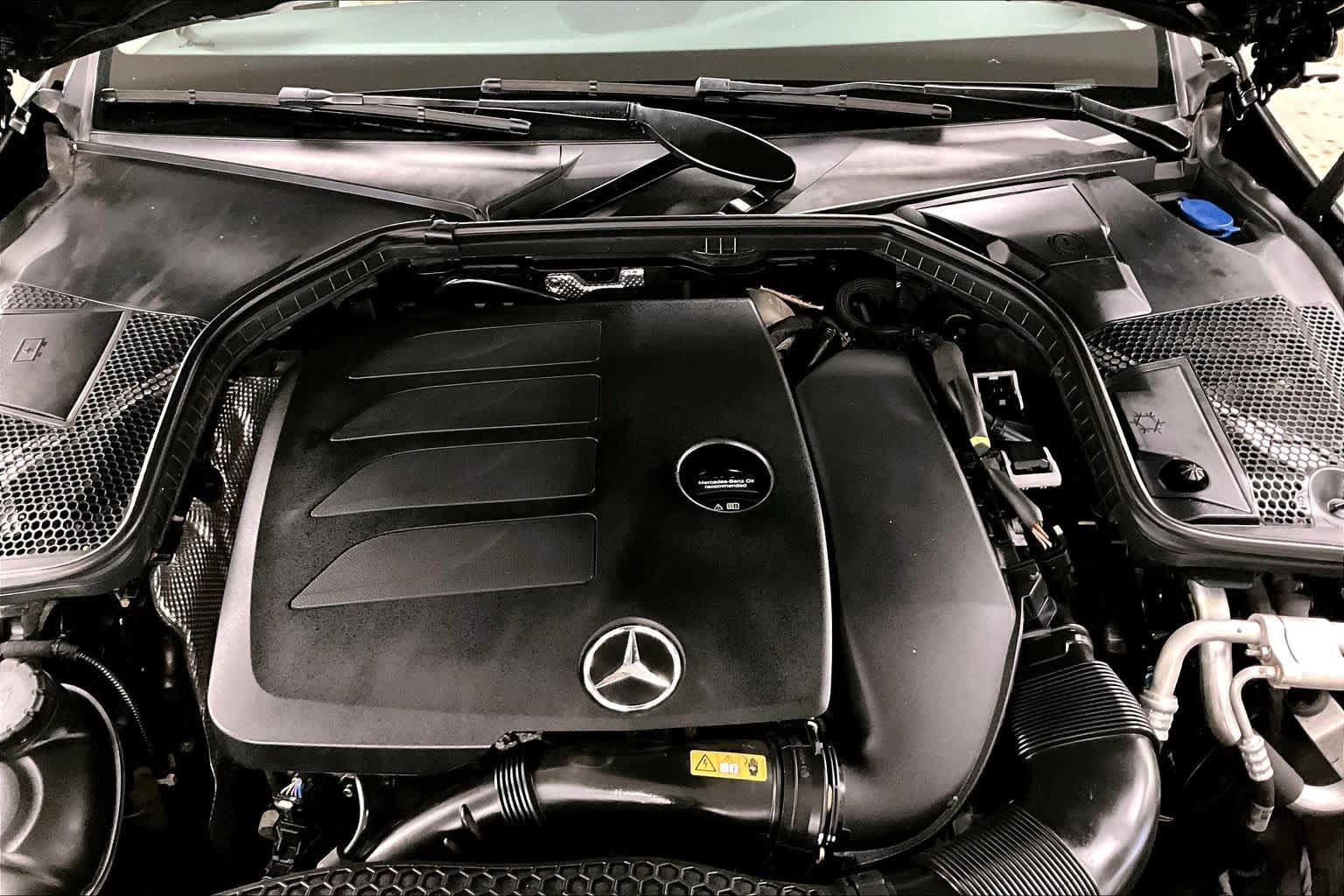 Used 2020 Mercedes-Benz C 300 4MATIC Sedan image 30