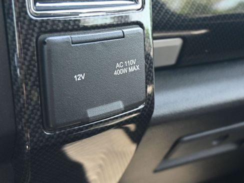 Used 2018 Ford F250 Lariat w/ Lariat Ultimate Package AWD/4WD image 22