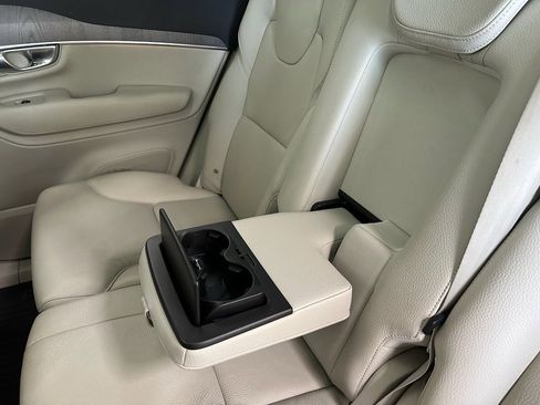 Used 2024 Volvo XC90 B6 Plus w/ Protection Package Premier image 35