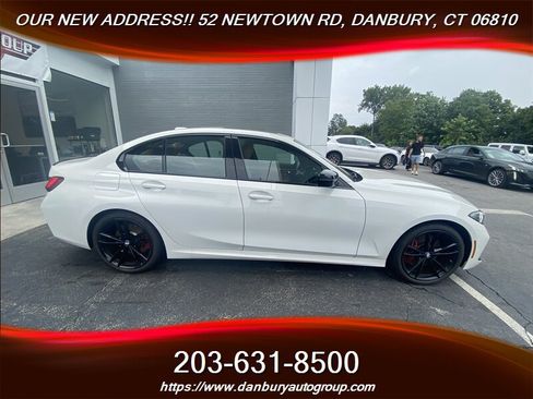 Used 2023 BMW 330i xDrive Sedan w/ M Sport Package AWD/4WD image 12