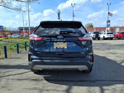Certified 2023 Ford Edge SEL w/ Convenience Package AWD/4WD image 7