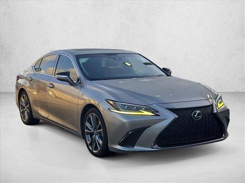 Used 2019 Lexus ES 350 F Sport w/ Accessory Package 2 FWD image 3