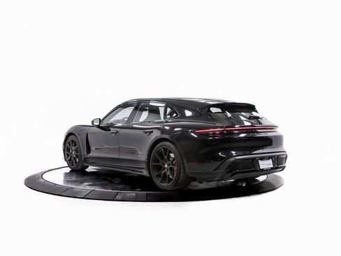 Certified 2023 Porsche Taycan GTS image 3