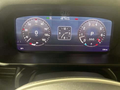 Used 2021 Land Rover Defender 110 SE image 15