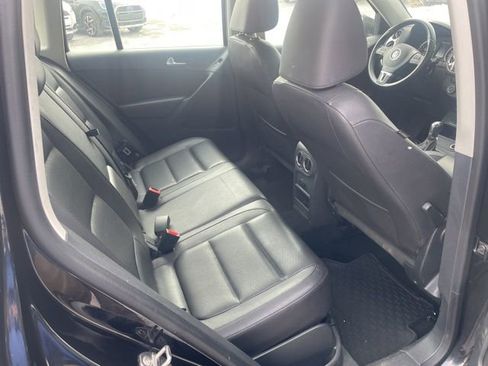 Used 2016 Volkswagen Tiguan S image 15