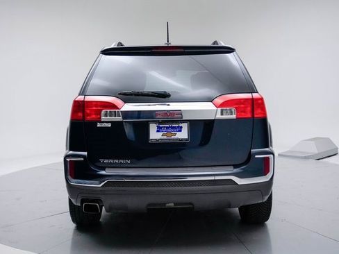 Used 2017 GMC Terrain SLE w/ Chrome Edition image 5