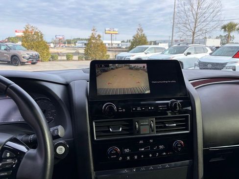 Used 2023 Nissan Armada S RWD image 21