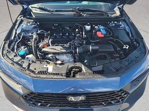 Used 2023 Honda Accord EX image 9