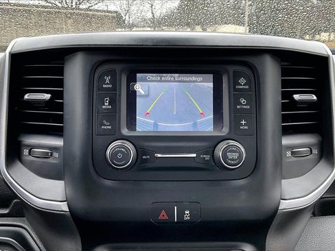 Used 2019 RAM 2500 Big Horn image 13