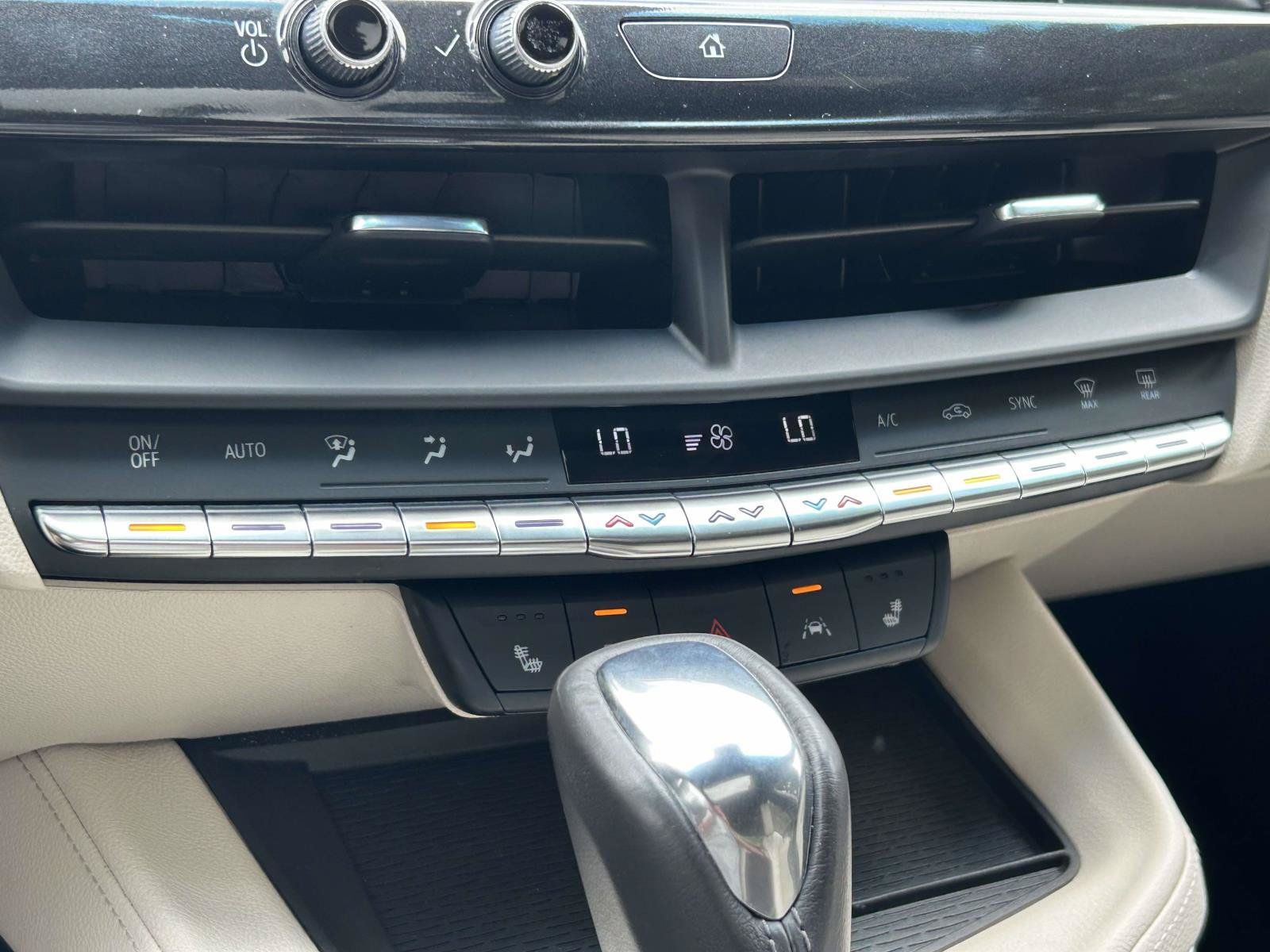 Certified 2023 Cadillac CT4 Luxury w/ Sun And Sound Package RWD image 27