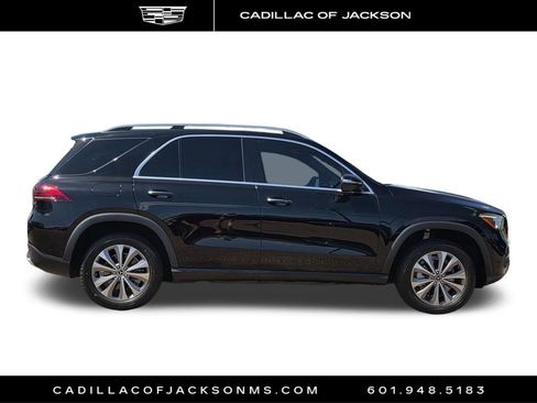 Used 2022 Mercedes-Benz GLE 350 w/ Premium Package image 4