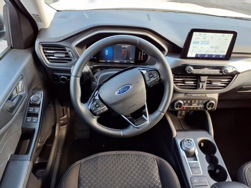Used 2024 Ford Escape Active image 20