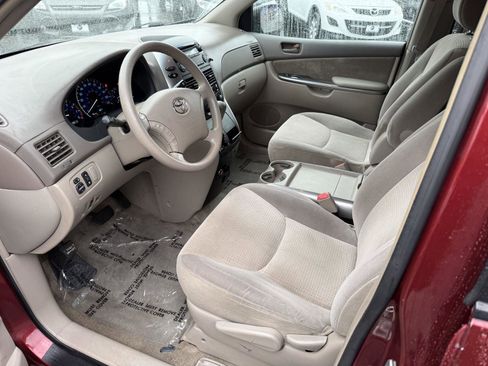 Used 2006 Toyota Sienna LE image 13