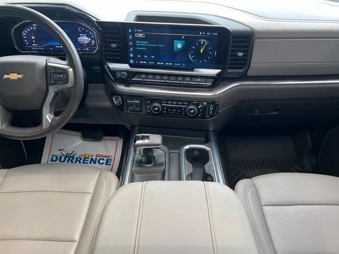 Used 2025 Chevrolet Silverado 1500 LTZ AWD/4WD image 12