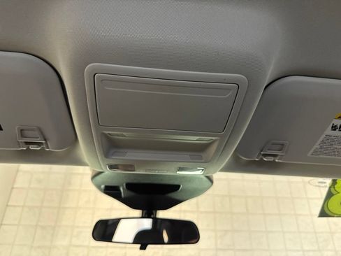 Used 2023 Ford Escape AWD image 36