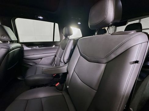 Used 2022 Cadillac XT6 Premium Luxury AWD/4WD image 25