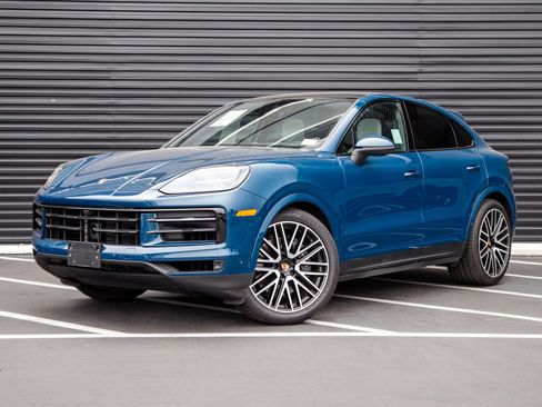 Certified 2026 Porsche Cayenne Coupe AWD/4WD image 1