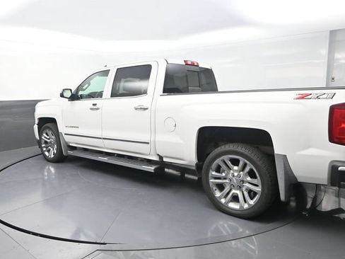 Used 2018 Chevrolet Silverado 1500 LTZ Z71 w/ LTZ Plus Package AWD/4WD image 6