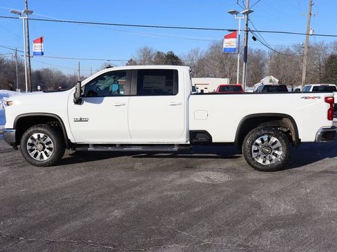 New 2026 Chevrolet Silverado 3500 LT w/ Texas Edition image 15