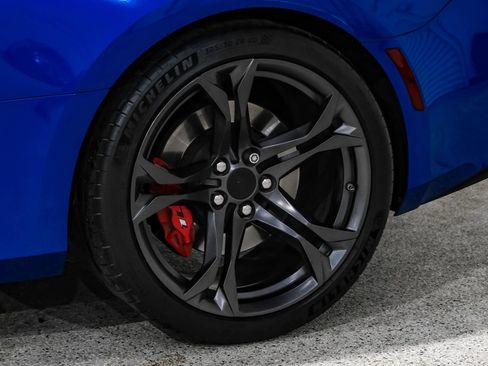 Used 2018 Chevrolet Camaro SS image 54