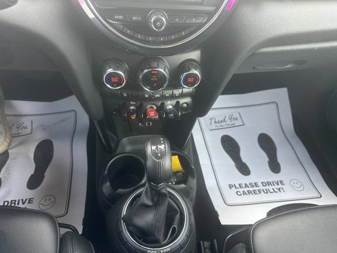 Used 2017 MINI Cooper S image 15